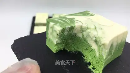 Marble rubbing tea mousse