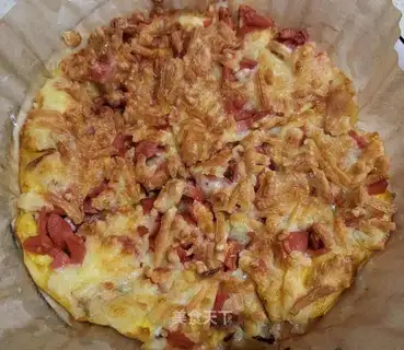 banana egg ham pizza