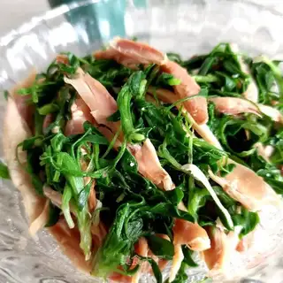 Chicken sausage with bacon