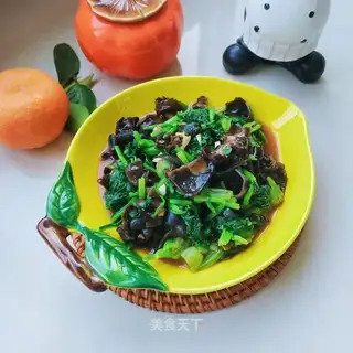 Wood and spinach