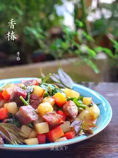 The fragrance makes potatoes and sausages