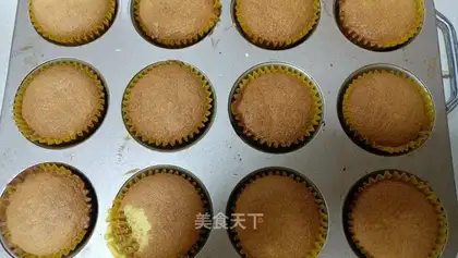 Old waterless cake