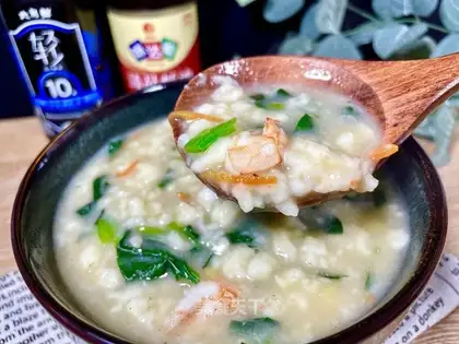 Pine shrimp plum soup