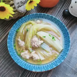 Meatball cabbage soup