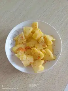 Precious pineapple