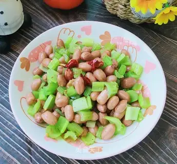 Peanut rice celery