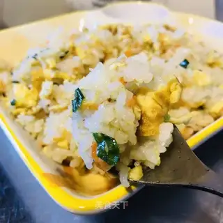 Onion egg fried rice