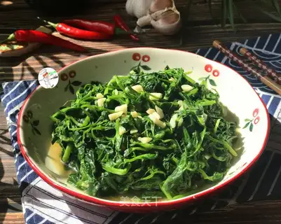 Clean up the peas
