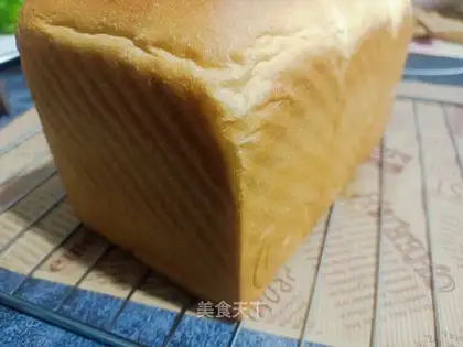 Toast bread