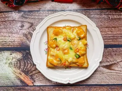 Bacon Mango toast root pizza