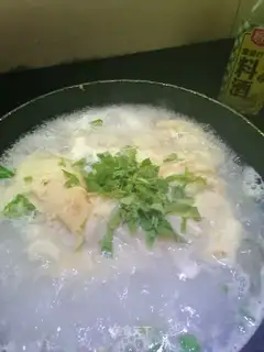 By the egg pan