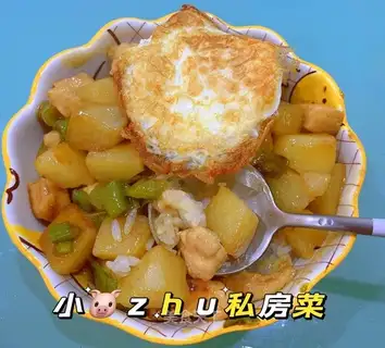 Chicken chest, potatoes, rice