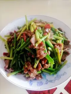 Garlic beef