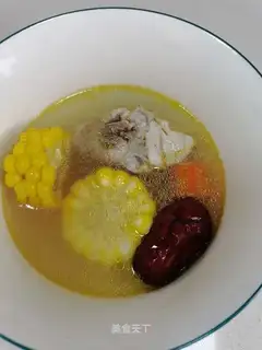 Carrot cornbone soup