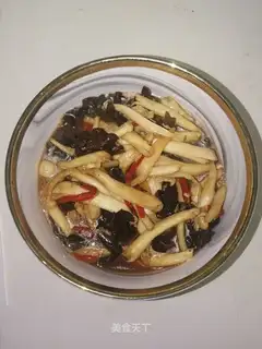 Fried sea mushrooms