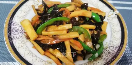 Apricot mushroom