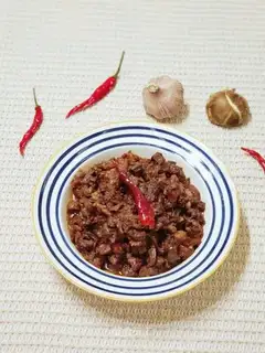 Improved bean petal sauce and lamb halogen