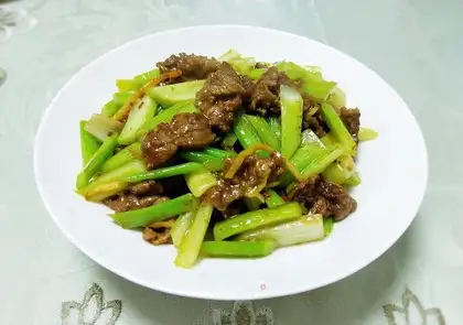 Cricket beef