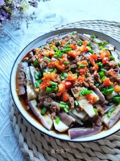 Meat and eggplant