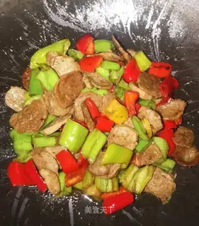 Twin pepper beef balls