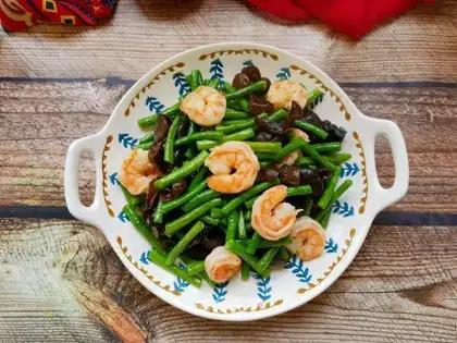 Shrimp in the corn bean