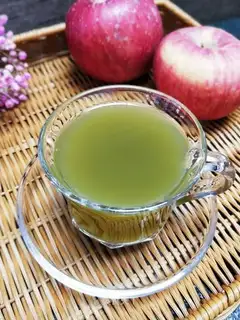 Celery apple juice