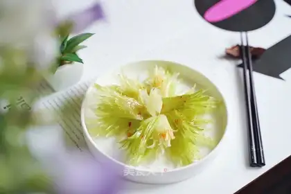 Ice cream celery