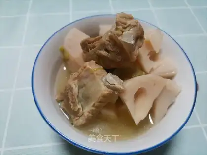 Liang's ribs soup