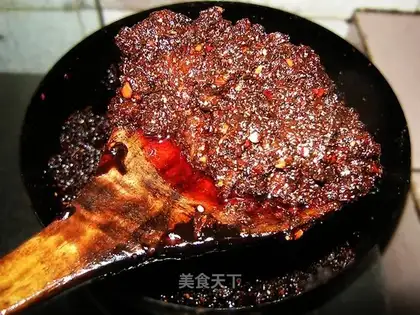 Dry stir-fried shredded pork and pepper