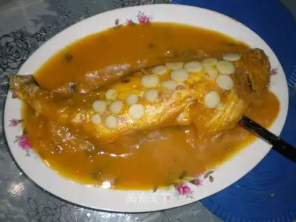 Yellow croaker soup