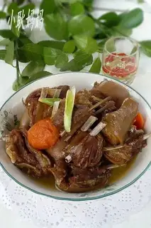 Stewed mutton chops with rock sugar