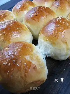 Fresh milk QQ buns