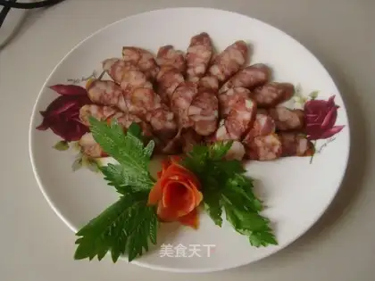 How to eat sausage