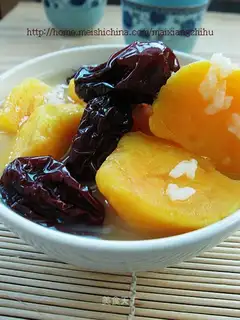 Sweet potato and red dates porridge