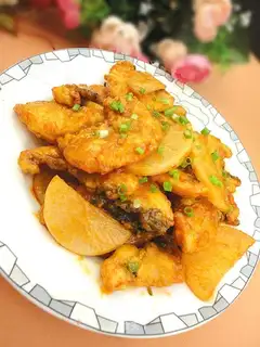 Gulu fish meat radish