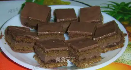 Almond chocolate mousse