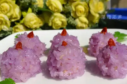 Purple glutinous rice meatballs