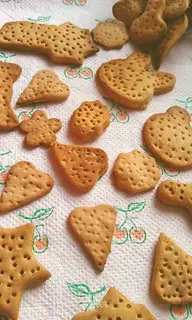 soda crackers