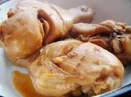 Sauce and spicy chicken wings