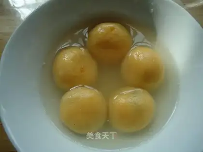 Sweet potato bean paste glutinous rice balls