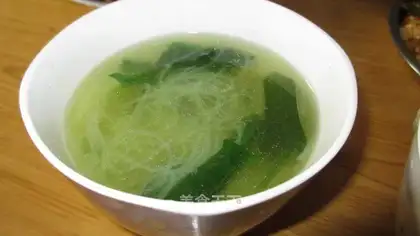 Spinach shrimp skin and vermicelli soup