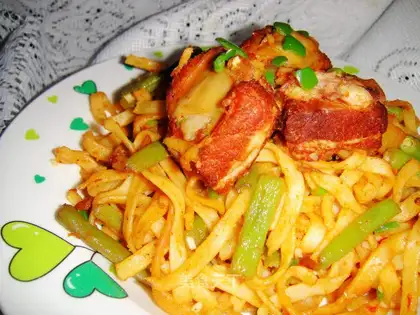 Stewed noodles with ribs