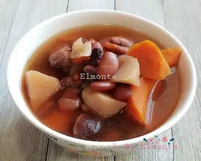 The Emperor's bean carrot soup