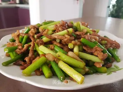 Garlic fried meat