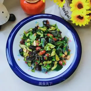 cucumber with pineapple eggs