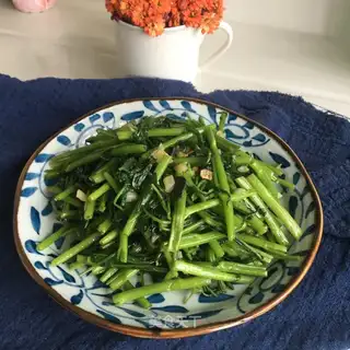 Garlic cabbage