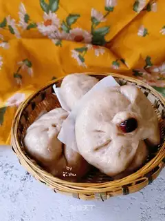Red bean buns