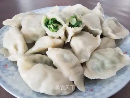 A flower dumpling