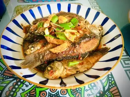 Red-hot wild mackerel