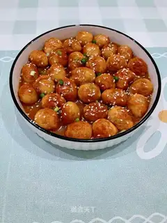 Tiger-skind quail eggs